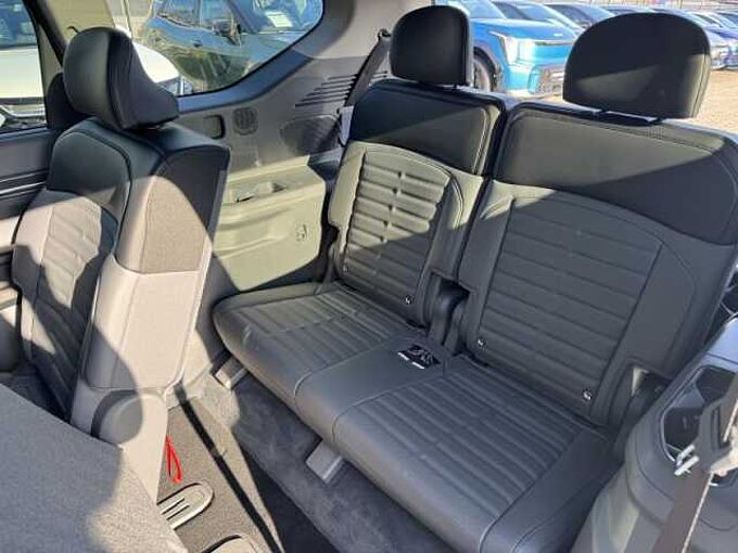 Kia EV9 Earth AWD + trekhaak!
